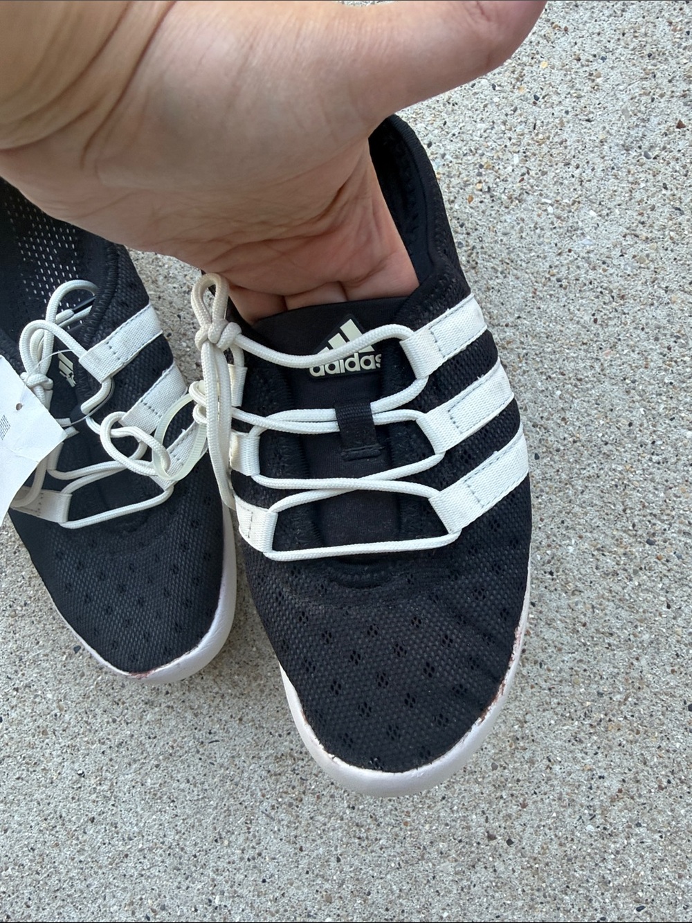 Adidas Women outdoor Climacool boat sleek.
Size 9 1/2